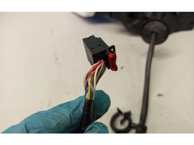 Зеркало электрическое Audi Q3 8U 2011 - 2016 года