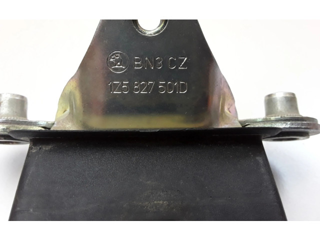 Замок багажника 1Z5827501D    Skoda Octavia Mk2 (1Z) 2004 - 2013 года