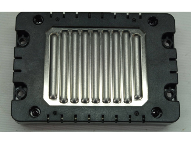 Модуль беспроводной зарядки 817378, 8715528 Ferrari Purosangue