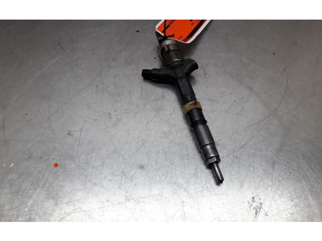 Жиклер (жиклеры) (форсунка (форсунки) 2367027020, 2367027020   Toyota Corolla E120 E130 2005