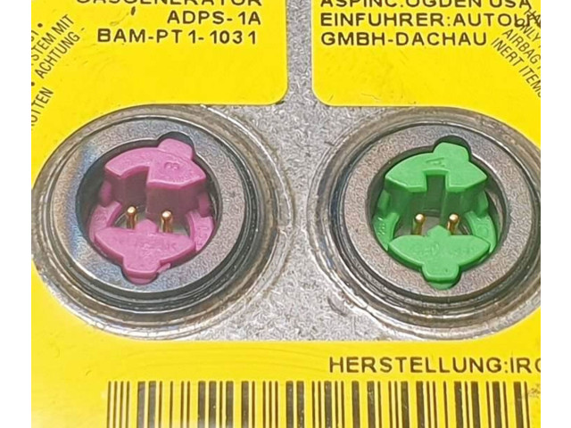 Подушка безопасности водителя 8623349   Volvo C30