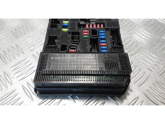 Pojistková skříňka 284B74JW2B Nissan Navara D23 2016