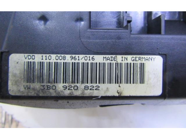 Přístrojová deska Volkswagen Passat Alltrack 1999 3B0920822