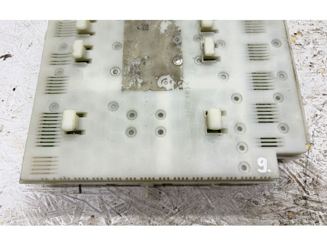 Pojistková skříňka 31384931 Volvo XC60 2015