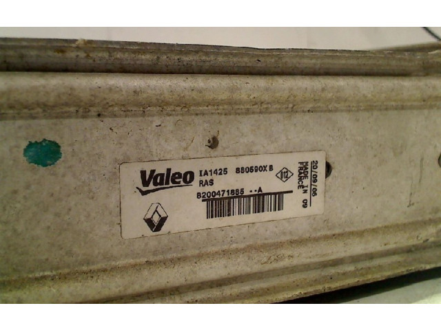 Интеркулер 8200471885, 8200471885 Renault Clio III