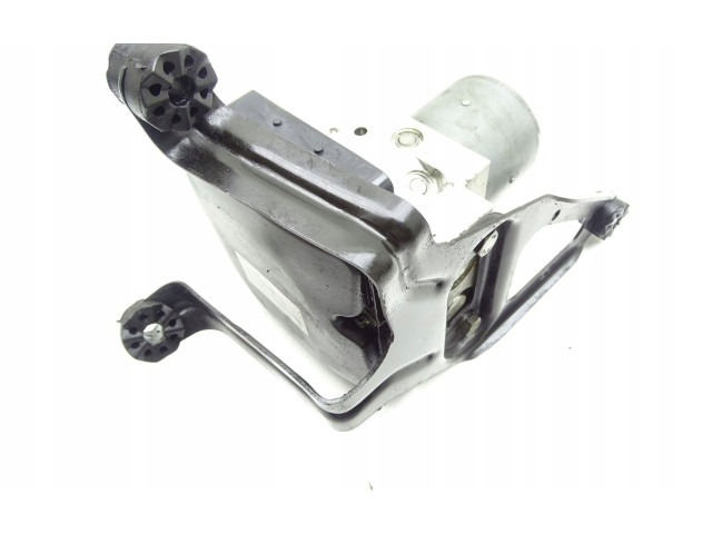 Блок АБС 6795779   BMW  X5 E70  2006 - 2013 года