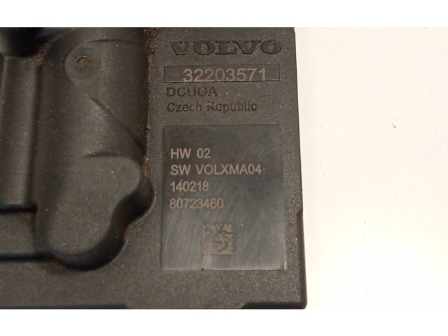 Блок управления топливного насоса 32203571, 140218   Volvo XC60