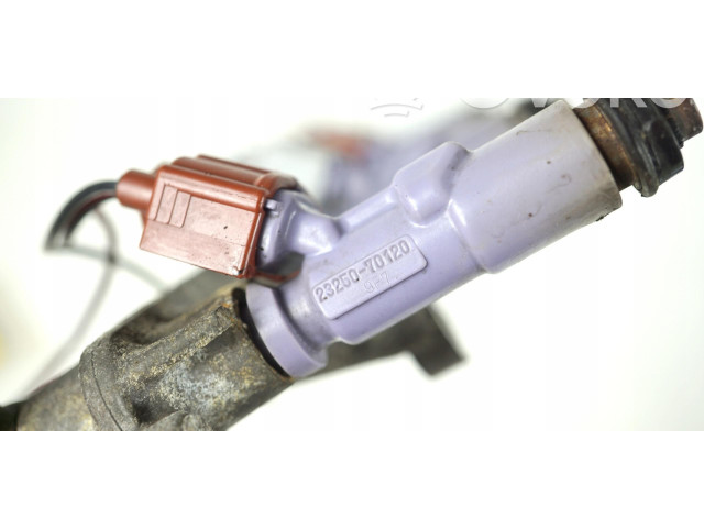 Топливная рампа 23250-70120 Lexus IS 200-300