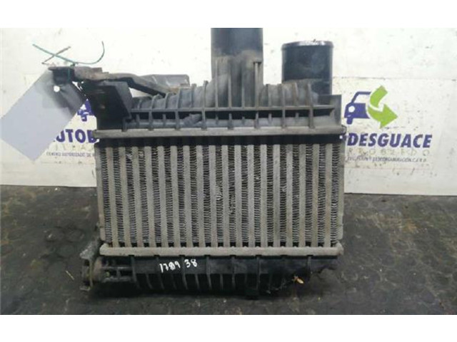 Интеркулер Toyota Corolla Verso E121