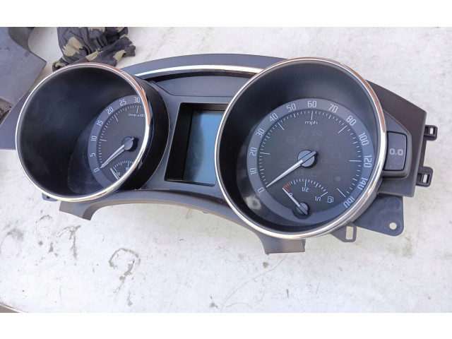 Панель приборов 3T2920941K, 2011R   Skoda Superb B6 (3T)       