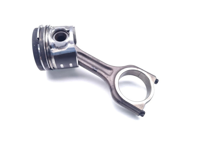  Поршень с шатуном 9HR(DV6C) 9HR, DV6C  Peugeot 5008  