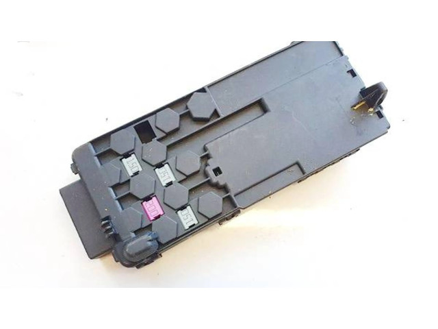 Блок предохранителей  2115452301   Mercedes-Benz E W211    