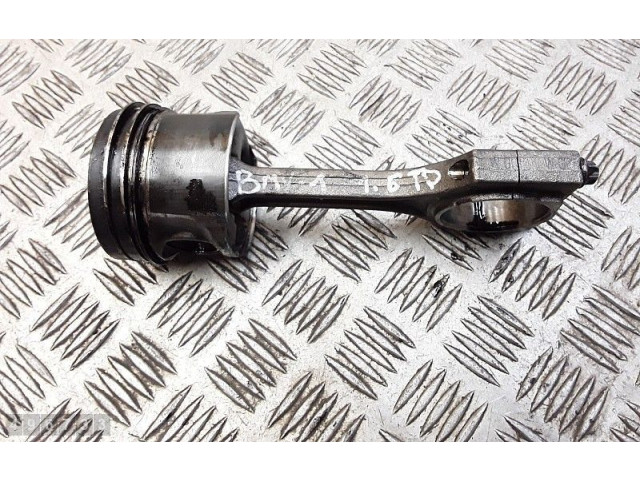 Píst n47d16a BMW 1 F20 F21