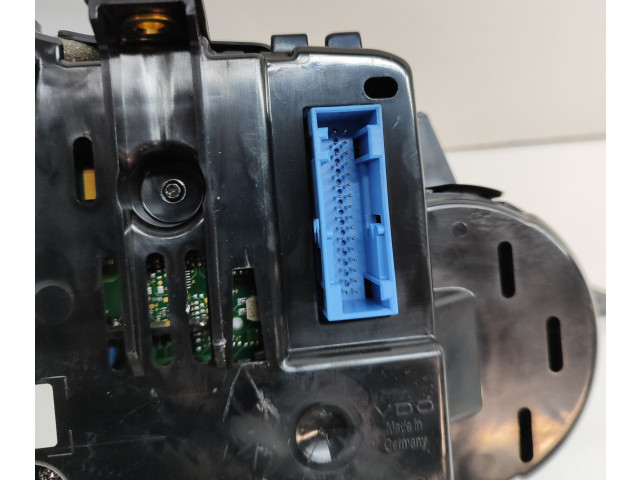 Přístrojová deska Porsche Panamera (970) 2011 97064114406