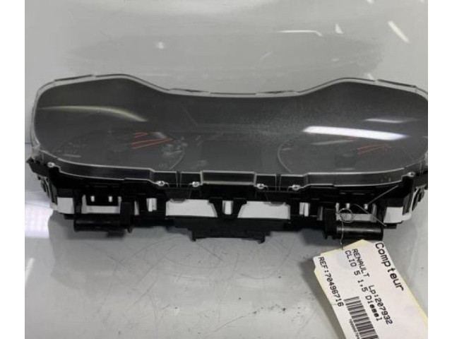 Панель приборов    Renault Clio V       