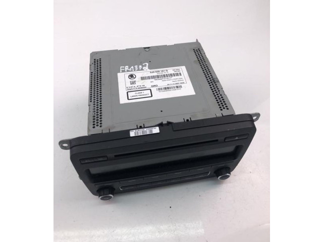 Радио/ проигрыватель CD/DVD / навигация 5J0035161G, FR1332    Skoda Fabia Mk3 (NJ)