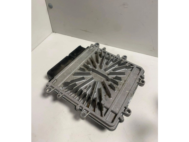 Блок управления двигателя 31336983, 1039S50500   Volvo S80