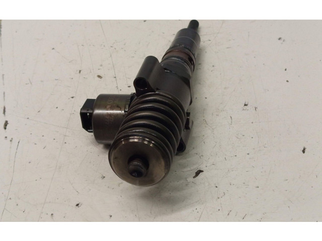 Vstřikovač 03G130073G Dodge Caliber ECD