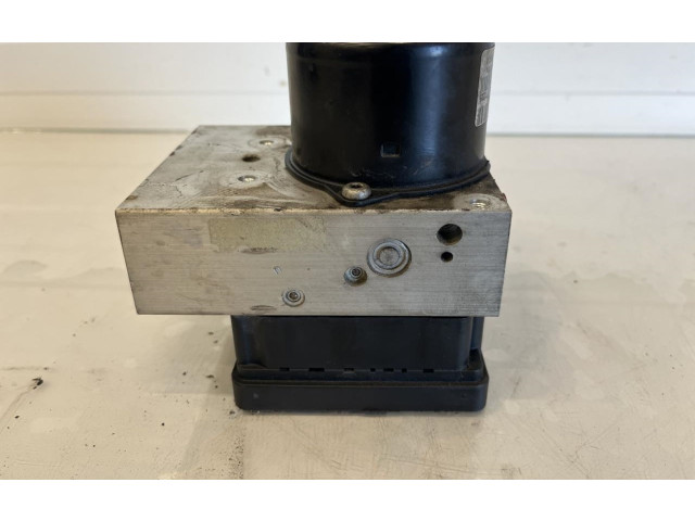 Блок АБС 8671455 Volvo XC90 2003 - 2006 года