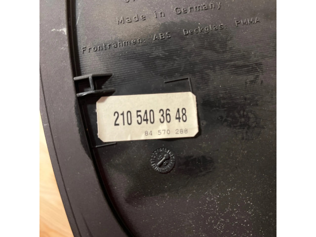 Přístrojová deska Mercedes-Benz E W210 2001 2105403648