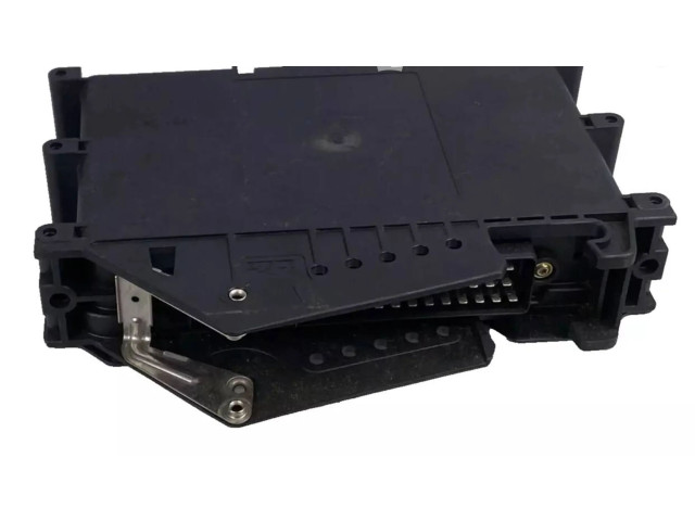 Блок управления АБС 1H0907379D   Volkswagen PASSAT B4