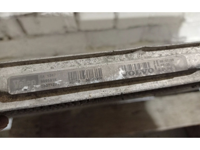 Радиатор интеркулера 30748808 Volvo XC90