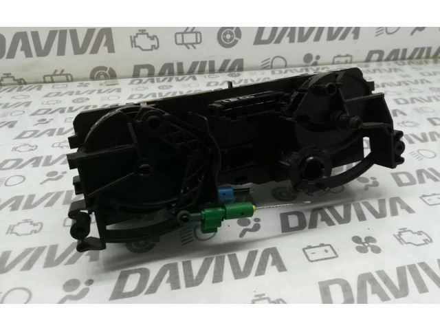 Блок управления климат-контролем 69660063, P7820A221-Y Mitsubishi Pajero