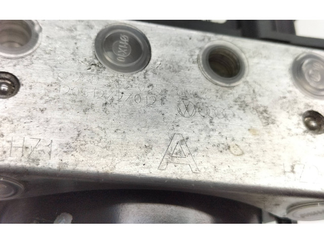 Блок АБС 6R0907379S, 6R0614117K Skoda Fabia Mk2 (5J) 2007 - 2014 года