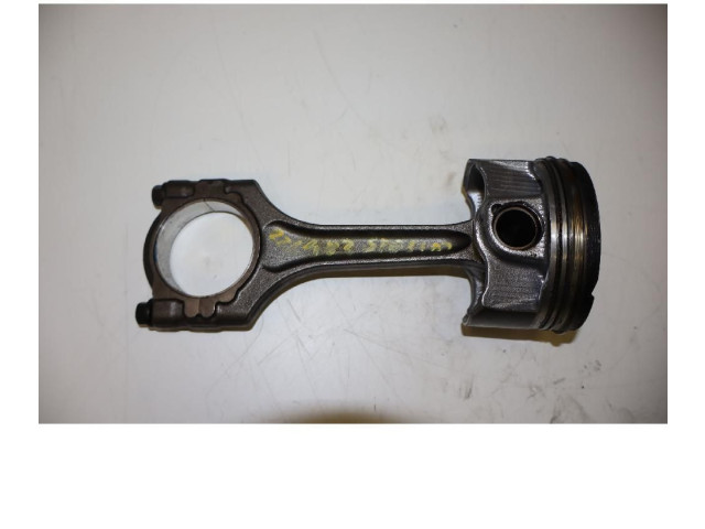  Поршень с шатуном 55273835   Alfa Romeo Stelvio  