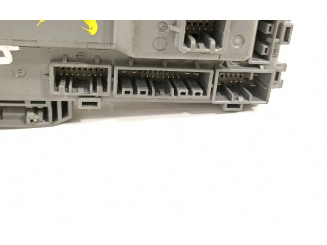 Pojistková skříňka Řídící jednotka BSM sl2tb8g810 Honda Civic IX 2015