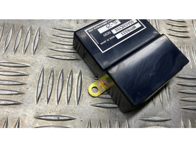 Блок управления MR116523, YL25 Mitsubishi Carisma