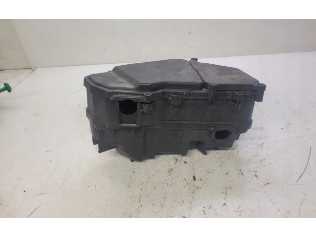   Pojistková skříňka 7L0907355A   Audi Q7 4L 2008