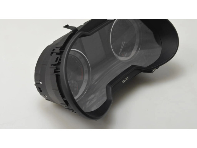 Панель приборов 5E0920951F Skoda Octavia Mk3 (5E)