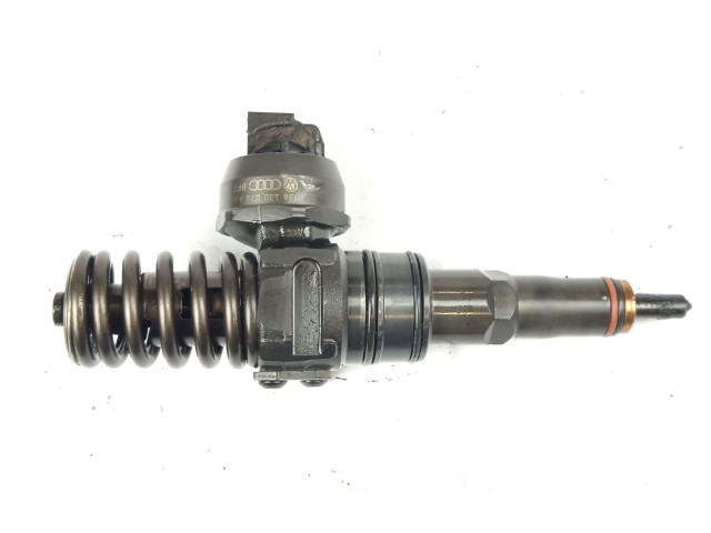 Форсунка 038130073AQ Volkswagen Golf SportWagen AXR