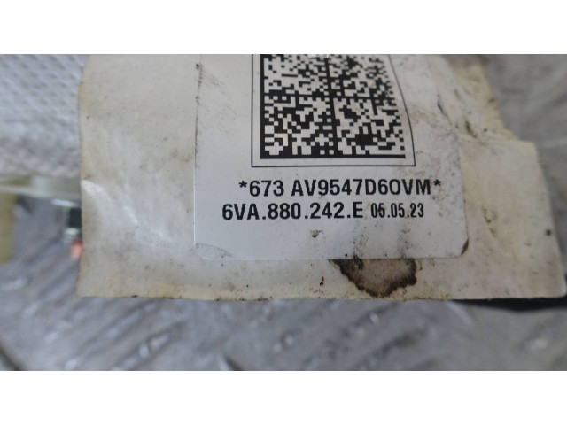 Подушка безопасности в сиденье 6VA880242E Skoda Fabia Mk4 (6VA)