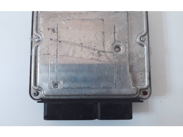 Блок управления двигателя 55575349, 55576906   Opel Meriva B