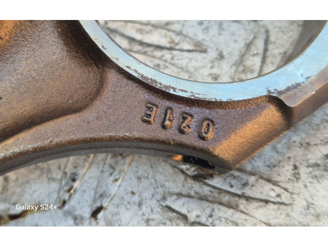 Поршень с шатуном 84L88, H00820 Porsche Cayenne (9PA)