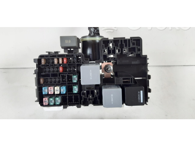 Блок предохранителей     Volvo XC90    