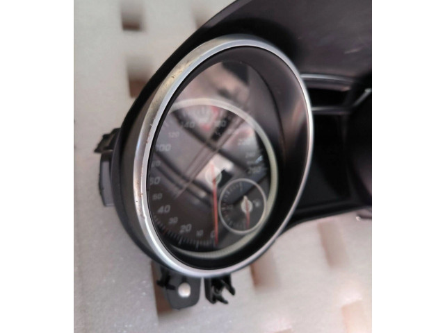 Přístrojová deska Mercedes-Benz GLA W156 2018 A1569009503