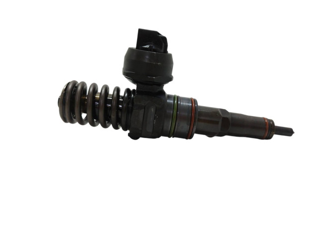 Форсунка 0414720035    Volkswagen Bora  Auy 