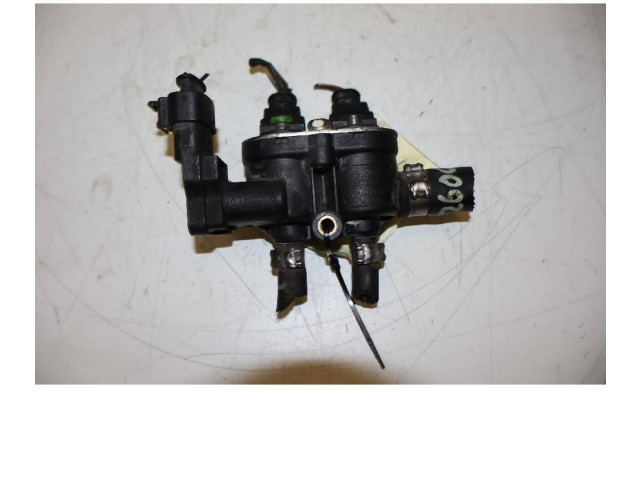 Форсунка 67R-010233 Dacia Sandero K7J A7