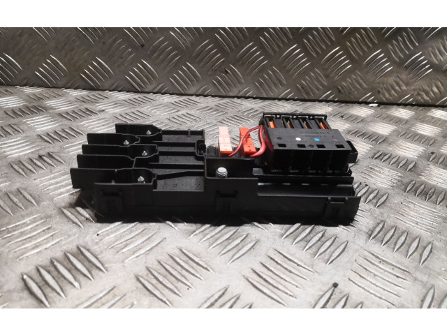 Блок предохранителей 2115452601, A2115452601 Mercedes-Benz ML W164