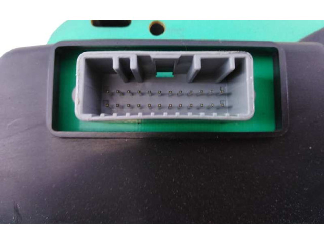 Панель приборов 243104354R, E2-A1-3-5 Dacia Sandero