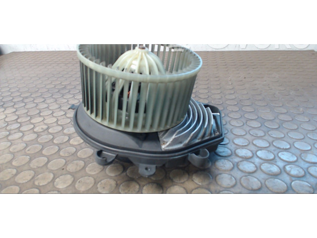 Вентилятор радиатора 8D1820021B, 740221233F Skoda Superb B5 (3U)