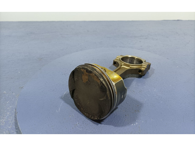 Píst Chevrolet Captiva