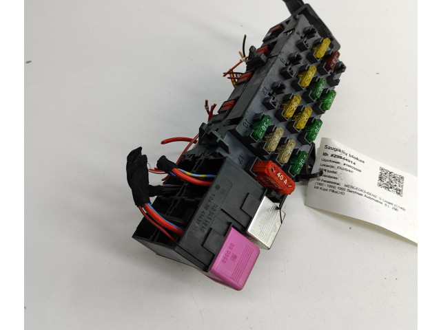 Pojistková skříňka 1405451701 Mercede-Benz S W140 1995