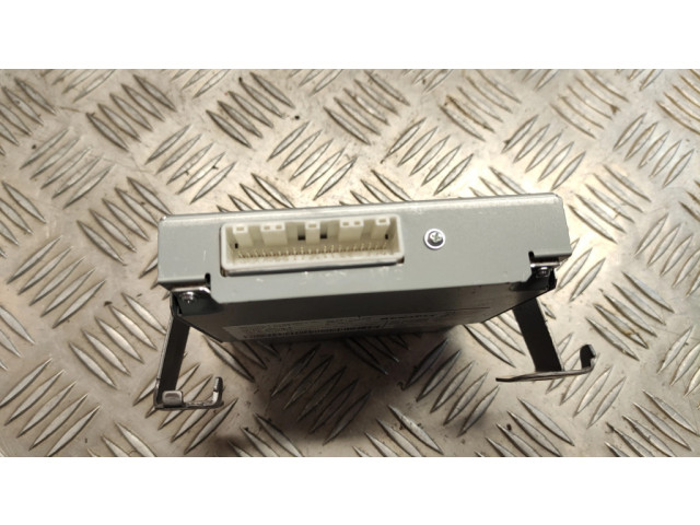 Блок управления 284A15118R   Renault Clio V