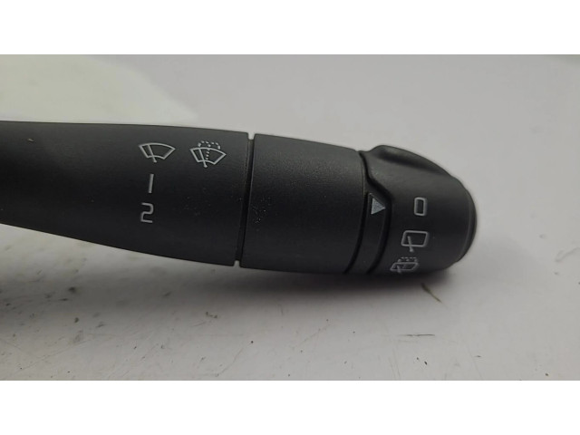 Ручка стеклоочистителей 6001551358   Dacia Sandero