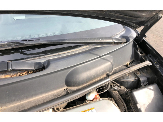 Přístrojová deska Toyota Prius (XW20) 2006