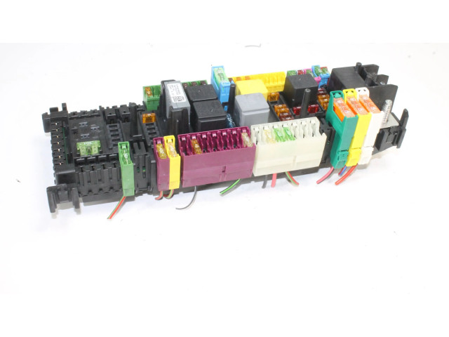 Pojistková skříňka 2469066600 Mercedes-Benz A W176 2014